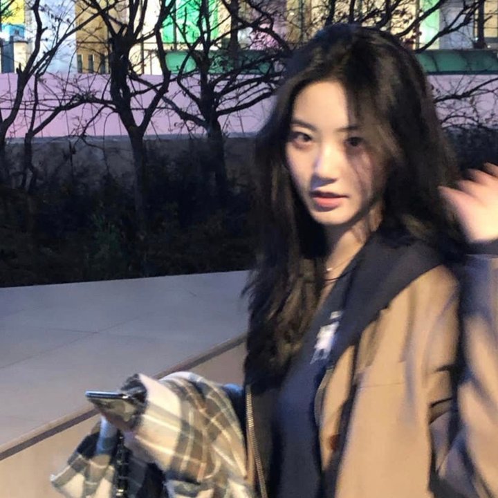 霸气女销售